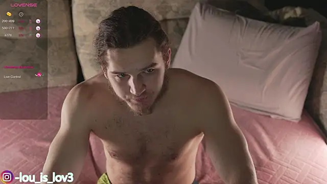 Snapshot of Louis_Karlos chatting on 03-02-25, 03:13 Louis Karlos online show from 03-02-25, 03:13