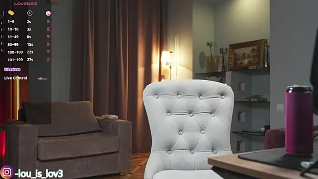 Snapshot of Louis_Karlos chatting on 10-04-25, 04:10 Louis Karlos online show from 10-04-25, 04:10