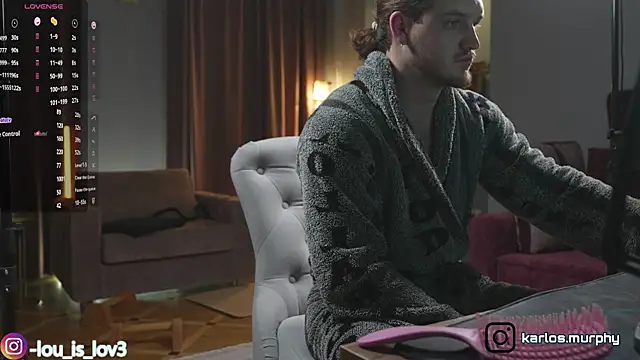 Snapshot of Louis_Karlos chatting on 10-26-25, 03:12 Louis Karlos online show from 10-26-25, 03:12