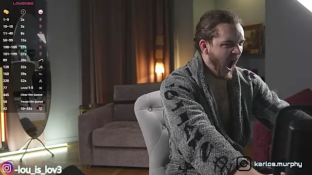 Snapshot of Louis_Karlos chatting on 11-23-25, 03:50 Louis Karlos online show from 11-23-25, 03:50