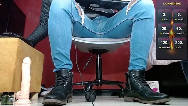 TomLover 12 online show from 02-09-25, 03:45