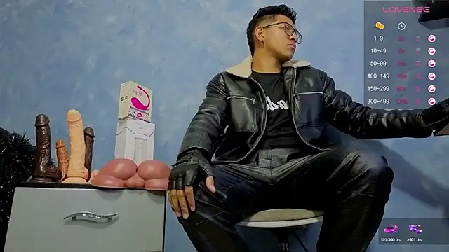 TomLover 12 online show from 01-16-26, 01:53