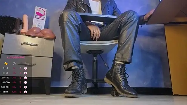 TomLover 12 online show from 03-06-26, 11:56