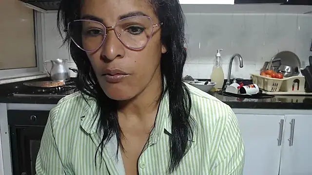 kateleyagrey online show from 05-22-26, 07:08