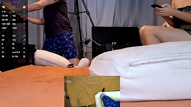 Snapshot of f4p_top chatting on 10-14-25, 01:28 f4p top online show from 10-14-25, 01:28