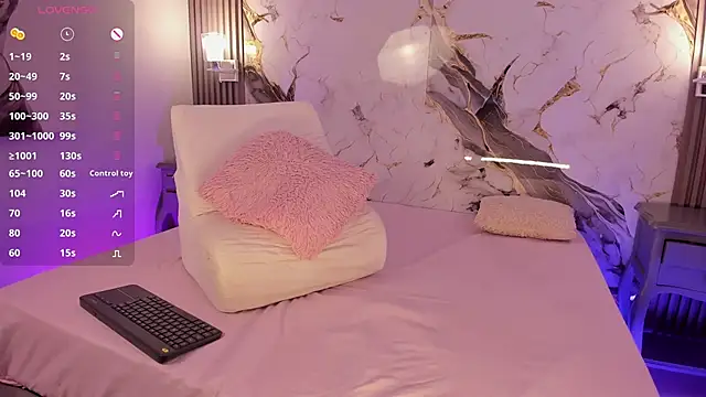 TianaaJackson online show from 10-02-25, 07:43