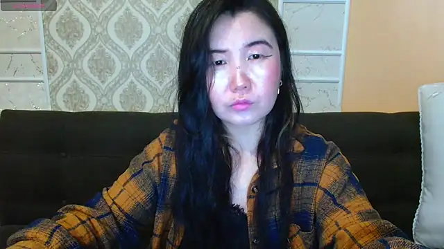 Snapshot of Bet_Lu chatting on 12-16-24, 06:10 Bet Lu online show from 12-16-24, 06:10