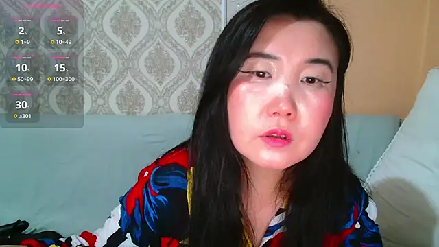 Snapshot of Bet_Lu chatting on 02-20-25, 11:32 Bet Lu online show from 02-20-25, 11:32