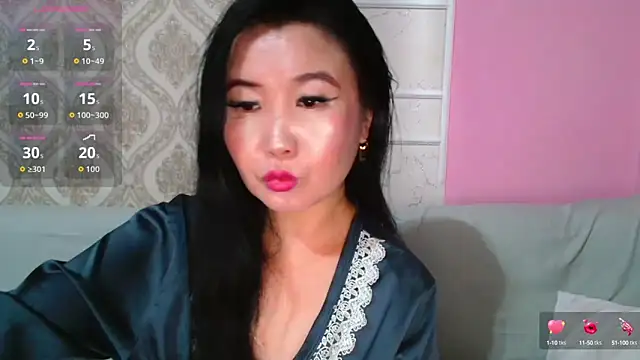 Snapshot of Bet_Lu chatting on 09-23-25, 08:39 Bet Lu online show from 09-23-25, 08:39