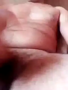 Snapshot of marronzinho23c chatting on 01-07-25, 10:11 marronzinho23c online show from 01-07-25, 10:11