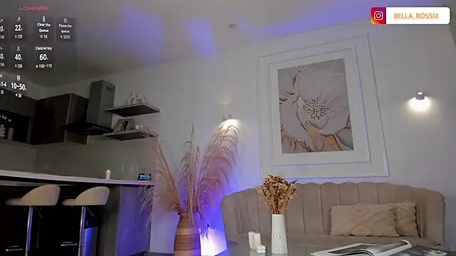 Snapshot of BellaRossii chatting on 10-18-25, 12:57 BellaRossii online show from 10-18-25, 12:57