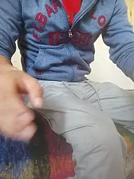 PepeCharlie27 online show from 04-10-26, 09:47