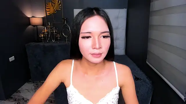 Snapshot of ErinSmith7inches_TS chatting on 02-12-26, 10:10 ErinSmith7inches TS online show from 02-12-26, 10:10