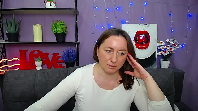 Abby Taylorr online show from 03-13-25, 01:18