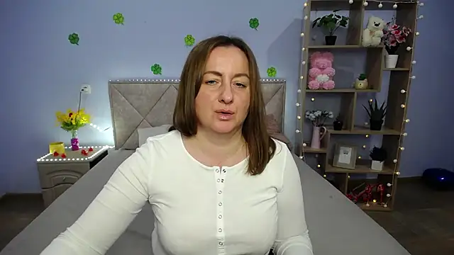 Abby Taylorr online show from 03-21-25, 04:29