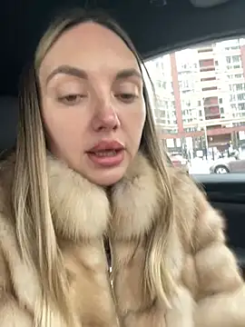 Snapshot of AngelinaMoore chatting on 01-15-25, 10:38 AngelinaMoore online show from 01-15-25, 10:38