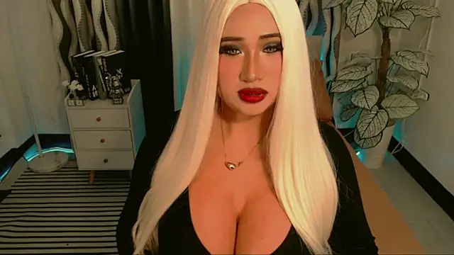 Snapshot of TsDominantCumloader chatting on 11-15-25, 04:32 TsDominantCumloader online show from 11-15-25, 04:32