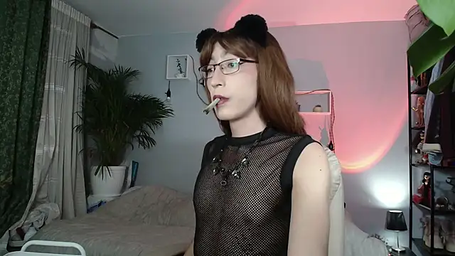 NicoleCortez online show from 10-03-25, 01:35