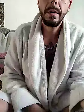 LoGaNfree88 online show from 12-28-24, 01:38