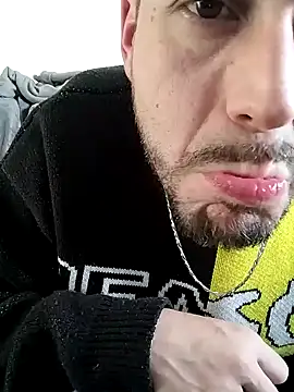 LoGaNfree88 online show from 02-05-25, 01:44