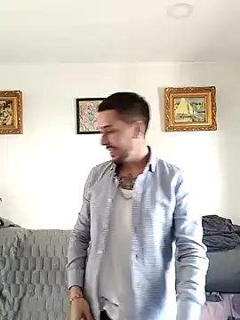 LoGaNfree88 online show from 03-01-25, 01:29