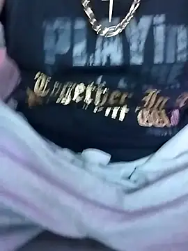 LoGaNfree88 online show from 04-24-26, 10:12