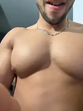 pimentfort77 online show from 11-05-25, 11:27