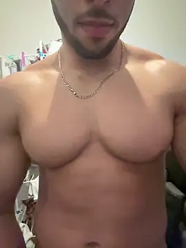 pimentfort77 online show from 02-12-26, 10:05