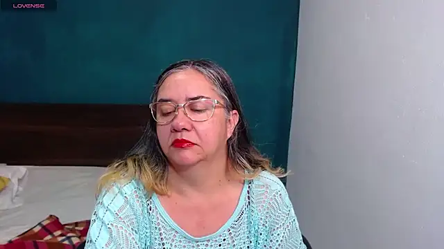 Snapshot of scaelettdubois chatting on 11-28-25, 11:51 scaelettdubois online show from 11-28-25, 11:51