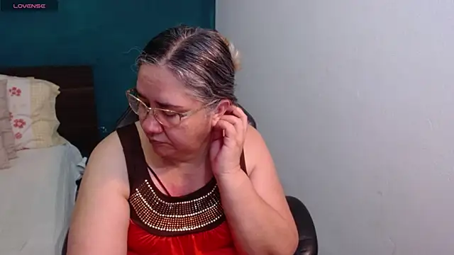 scaelettdubois online show from 06-07-26, 10:02