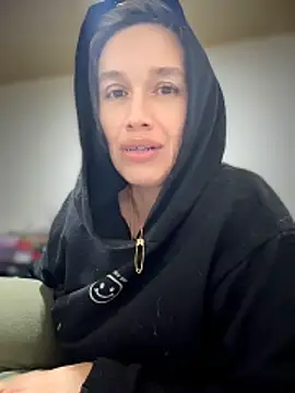 Snapshot of sexymarilyncolombia chatting on 05-17-26, 04:21 sexymarilyncolombia online show from 05-17-26, 04:21
