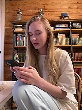 MariaTull online show from 03-15-26, 02:12