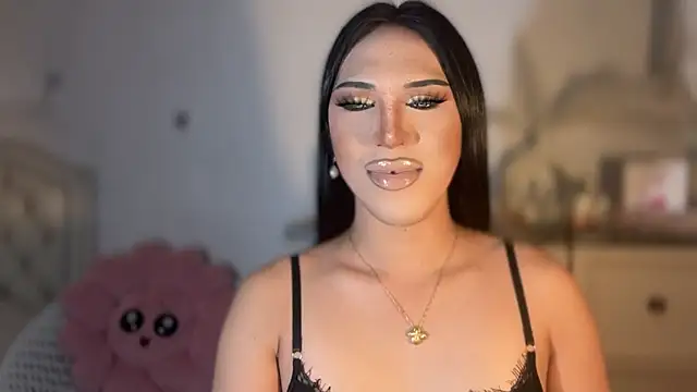 Ts glamxxxx online show from 11-05-25, 08:47