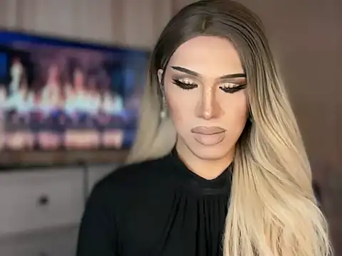 Ts glamxxxx online show from 04-19-26, 12:33