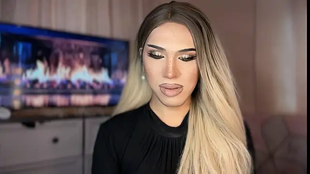 Ts glamxxxx online show from 04-26-26, 01:47