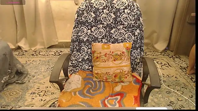 sexyrihana1 online show from 05-20-26, 06:30