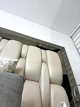 ALISSON FOXXX1 online show from 09-24-25, 12:47