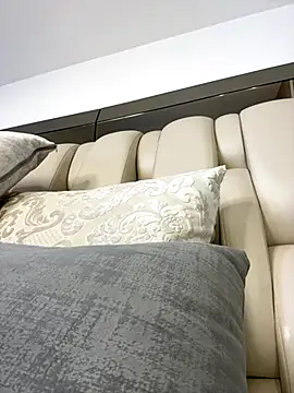 ALISSON FOXXX1 online show from 09-25-25, 01:53