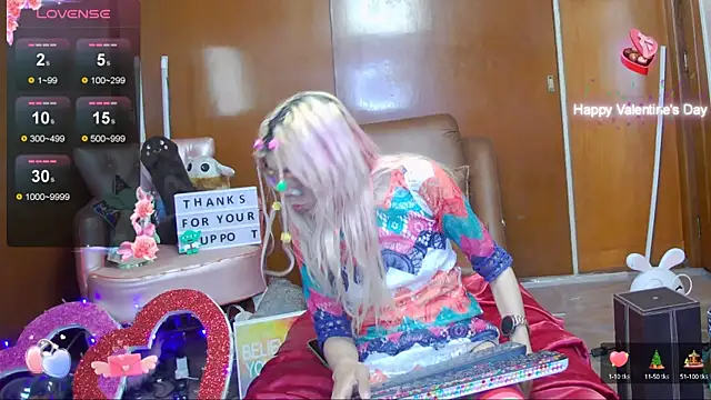 Snapshot of Skinygirl chatting on 12-03-24, 11:35 Skinygirl online show from 12-03-24, 11:35