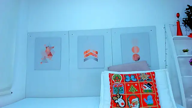 AlessiaMarcu- online show from 12-11-24, 08:15