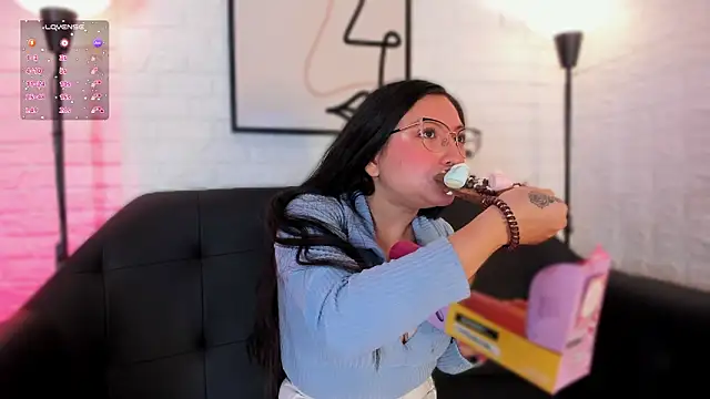 lucy neil online show from 02-14-26, 02:41