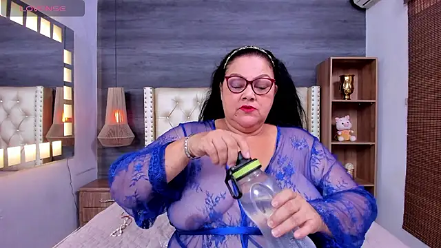 mommy cute online show from 03-12-26, 09:21