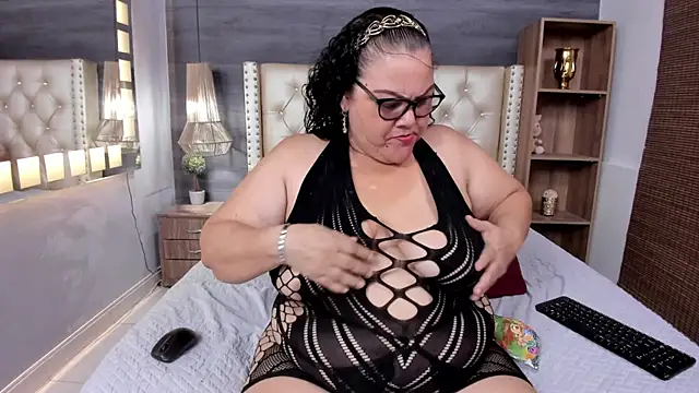 mommy cute online show from 07-21-26, 03:09