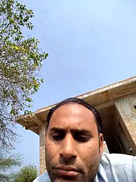 Snapshot of Maneeshpoppy chatting on 02-02-26, 07:07 Maneeshpoppy online show from 02-02-26, 07:07