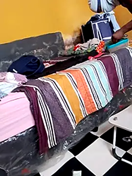 LULE37587001 online show from 11-28-25, 06:16