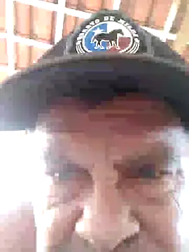 Snapshot of Peludo173317 chatting on 12-17-24, 01:49 Peludo173317 online show from 12-17-24, 01:49