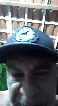 Snapshot of Peludo173317 chatting on 02-14-25, 01:02 Peludo173317 online show from 02-14-25, 01:02