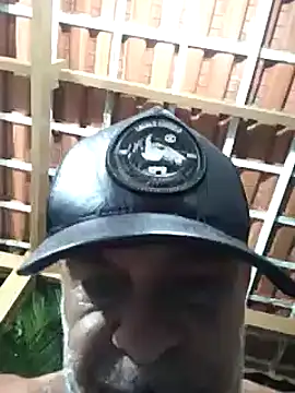 Snapshot of Peludo173317 chatting on 03-11-25, 01:45 Peludo173317 online show from 03-11-25, 01:45