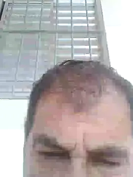 Snapshot of Peludo173317 chatting on 09-09-25, 01:43 Peludo173317 online show from 09-09-25, 01:43