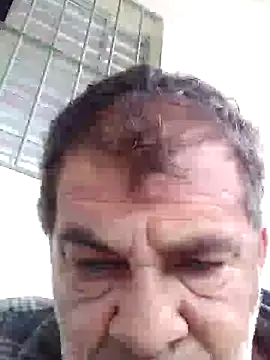 Snapshot of Peludo173317 chatting on 09-24-25, 06:44 Peludo173317 online show from 09-24-25, 06:44